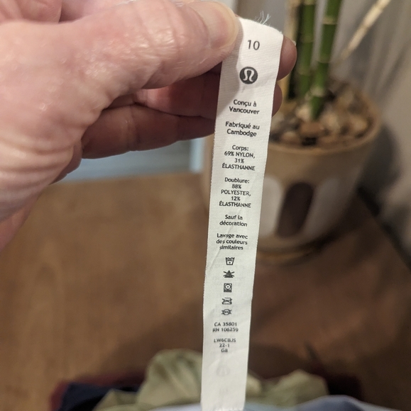 Lululemon Size 10 Wunder Under High-Rise Crop 23" Full-On Luxtreme Pastel Blue - Picture 7 of 8